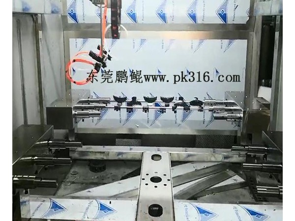 東莞塑料旋轉(zhuǎn)式噴漆機(jī)，高效均勻！