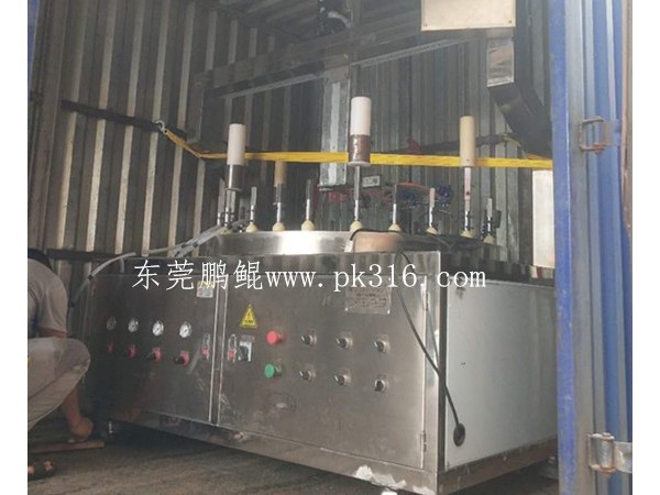 東莞大嶺山鐵圈轉(zhuǎn)盤自動(dòng)噴漆機(jī)順利出貨！