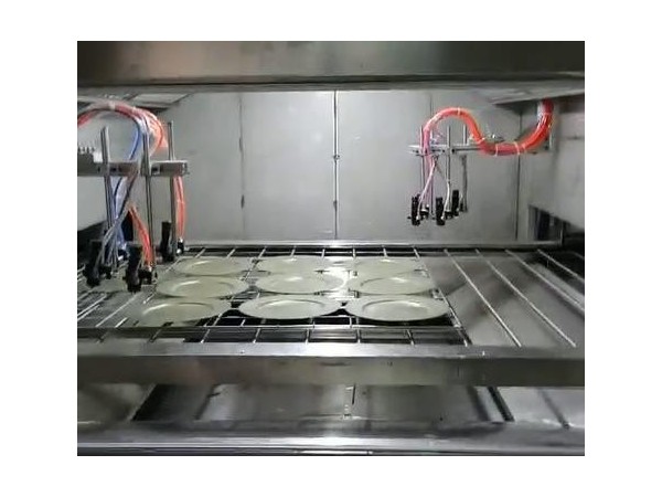 塑料果盤餐盤在線往復噴涂生產(chǎn)線