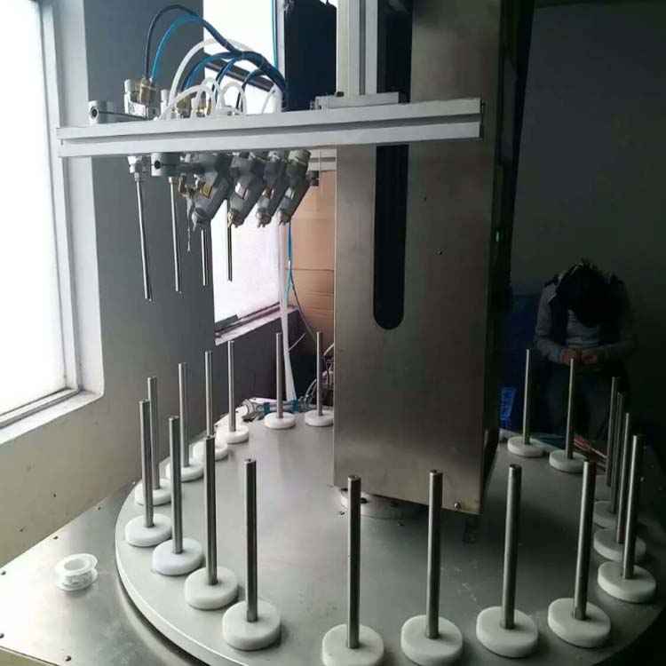 鵬鯤玻璃內(nèi)噴智能噴漆設備案例