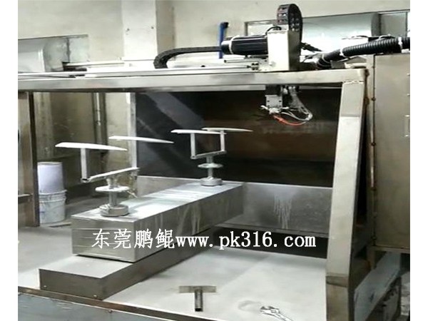 汽車行李架自動(dòng)噴漆機(jī)對(duì)工件噴漆后進(jìn)入烤漆前需要注意什么？