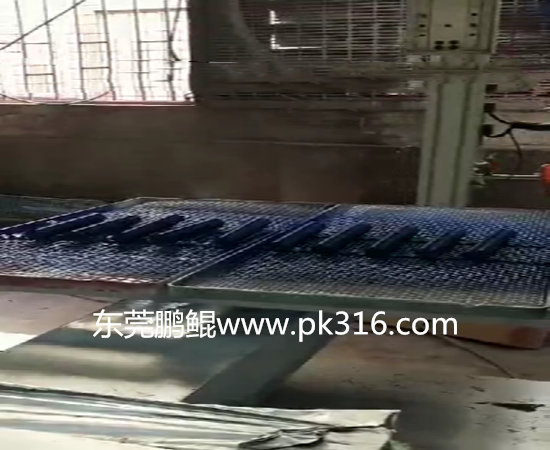 螺母自動噴涂設(shè)備