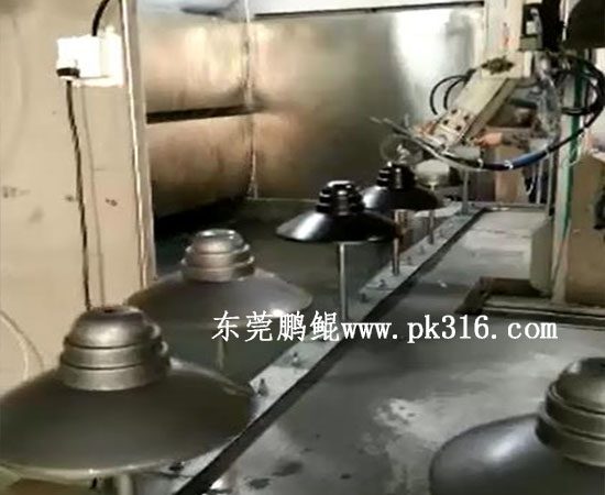 燈罩自動(dòng)噴漆機(jī)1