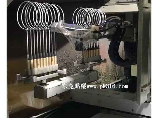 東莞自動(dòng)噴涂設(shè)備廠家，教您改善五金靜電噴涂不良