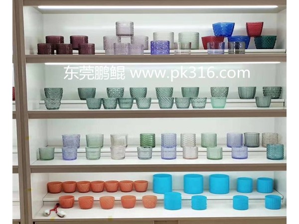 自動噴漆設(shè)備