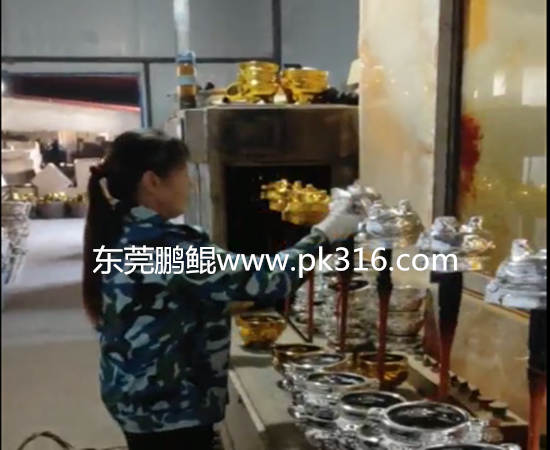 香爐自動噴涂設(shè)備