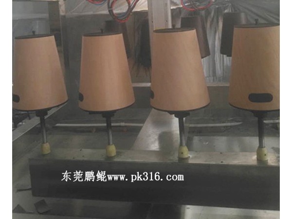 垃圾桶自動(dòng)噴漆設(shè)備