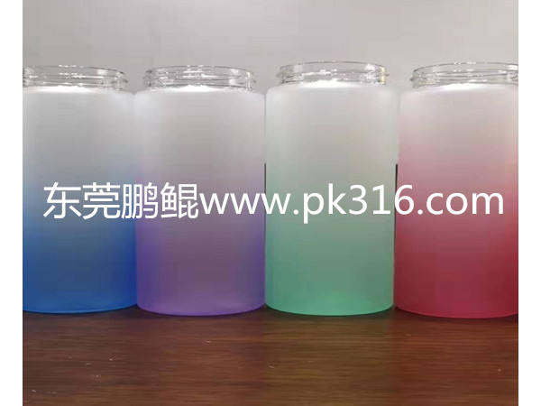 硅膠制品噴涂低溫手感油加工