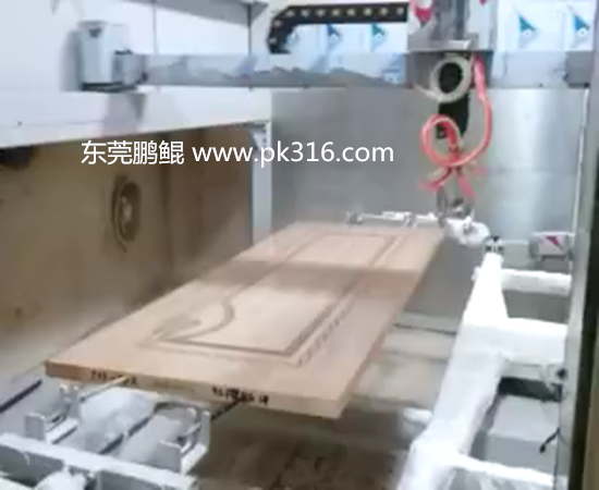 木門自動噴涂設備